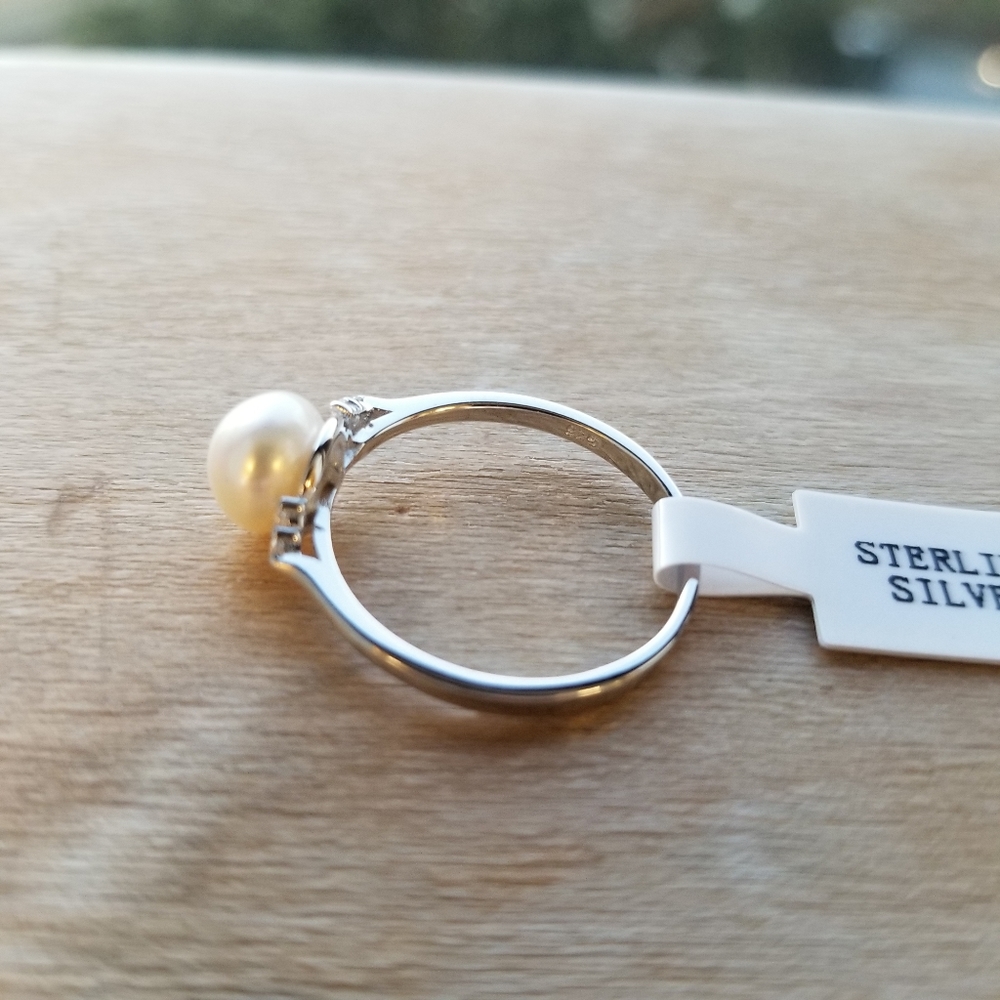 💕Natural White Freshwater Pearl Ring💕 - Picture 2 of 7